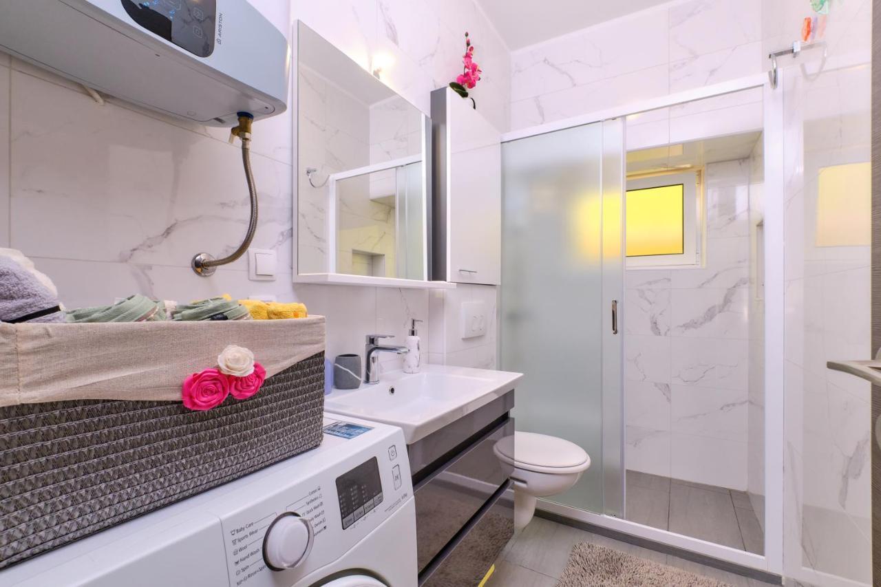 Snjezana Apartment Mali Losinj Exterior photo
